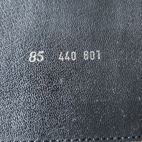 Vintage extra wide black leather gold hardware belt Sz S-M - Picture 11 of 11